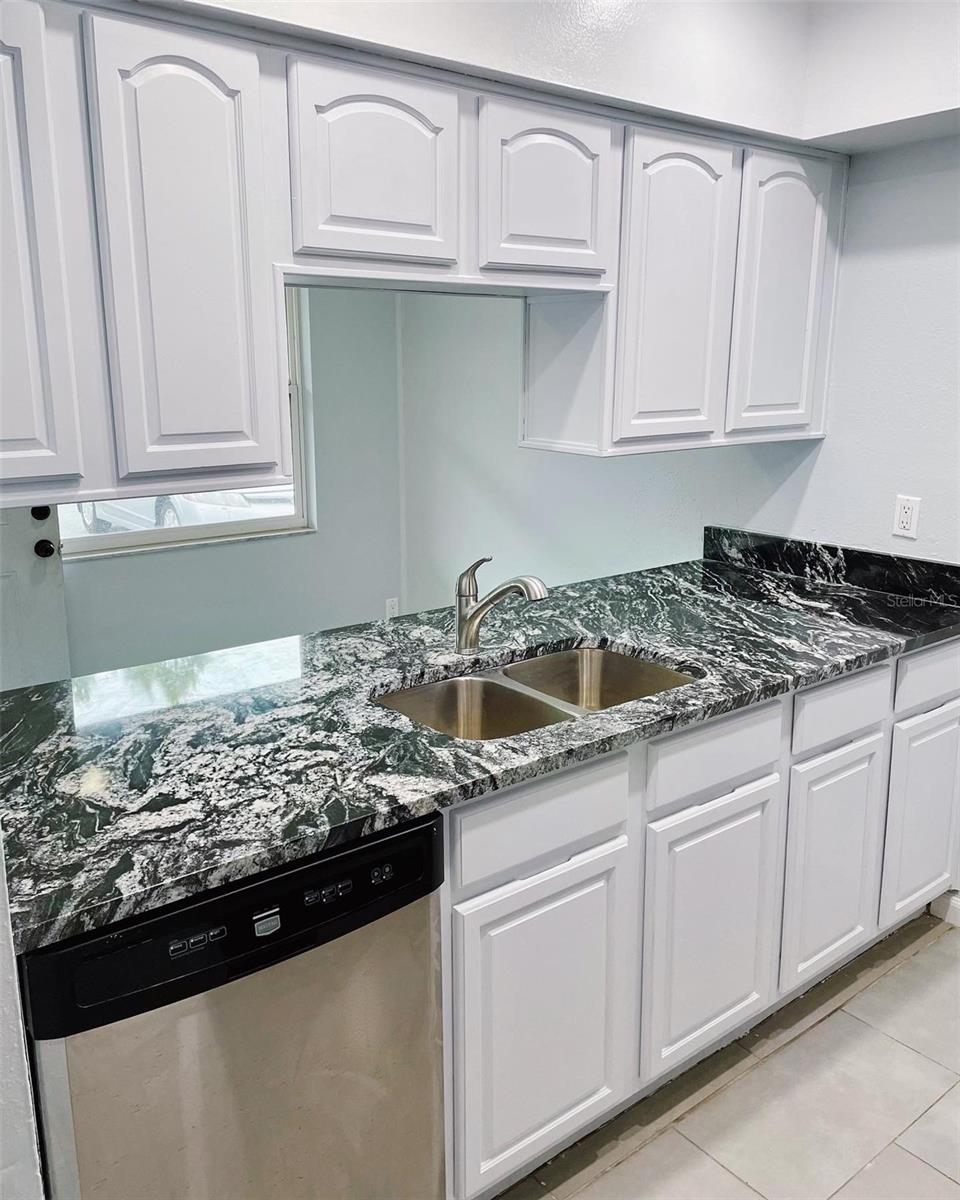 CORAL HEIGHTS SUB - Residential Lease