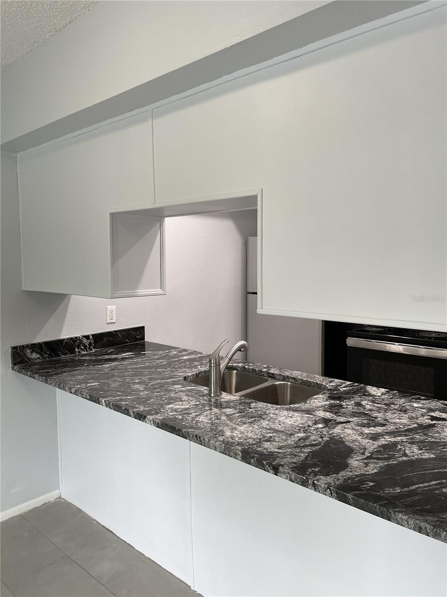 CORAL HEIGHTS SUB - Residential Lease