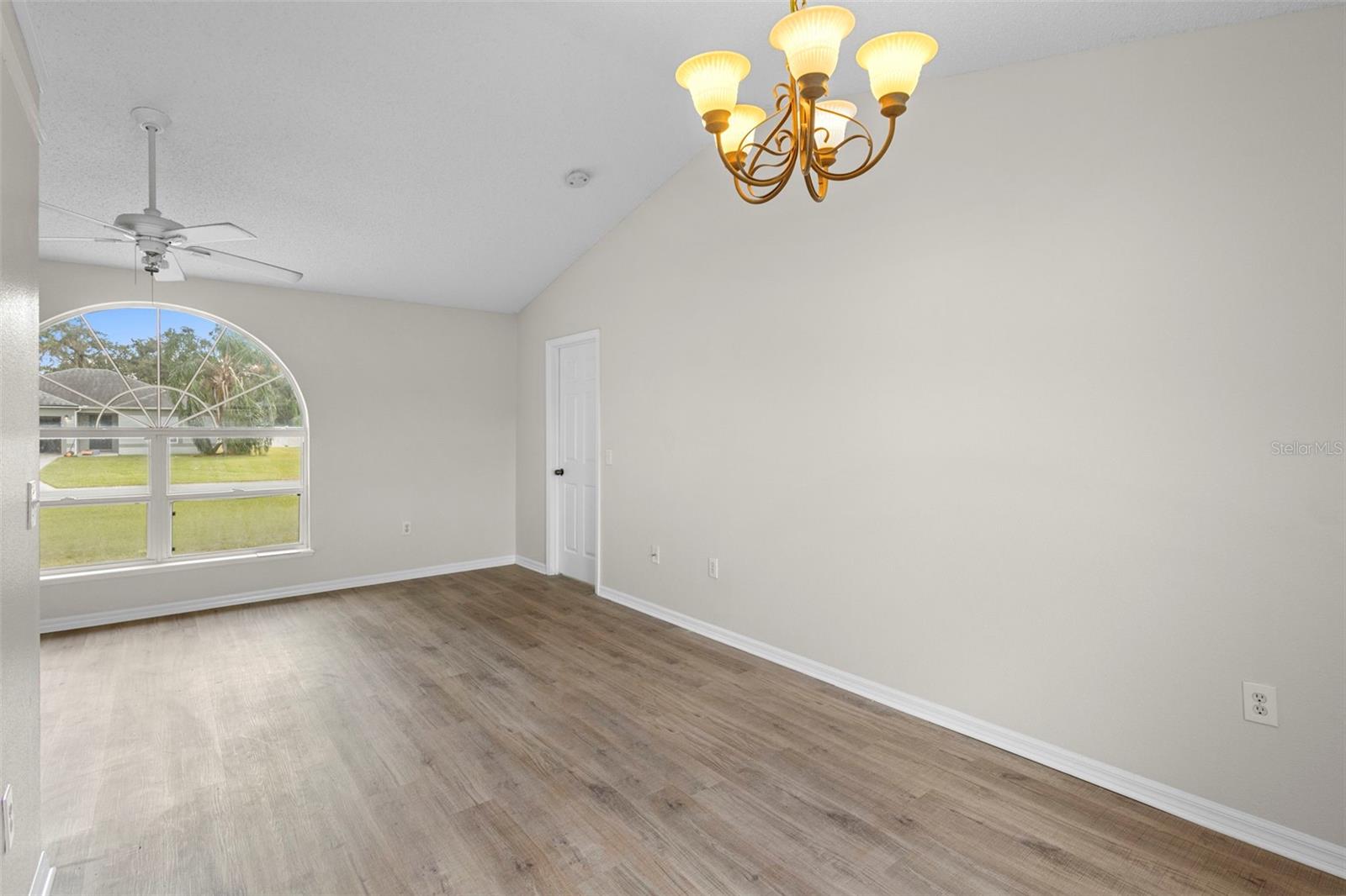 WINDMILL POINT UNIT 4A - Residential