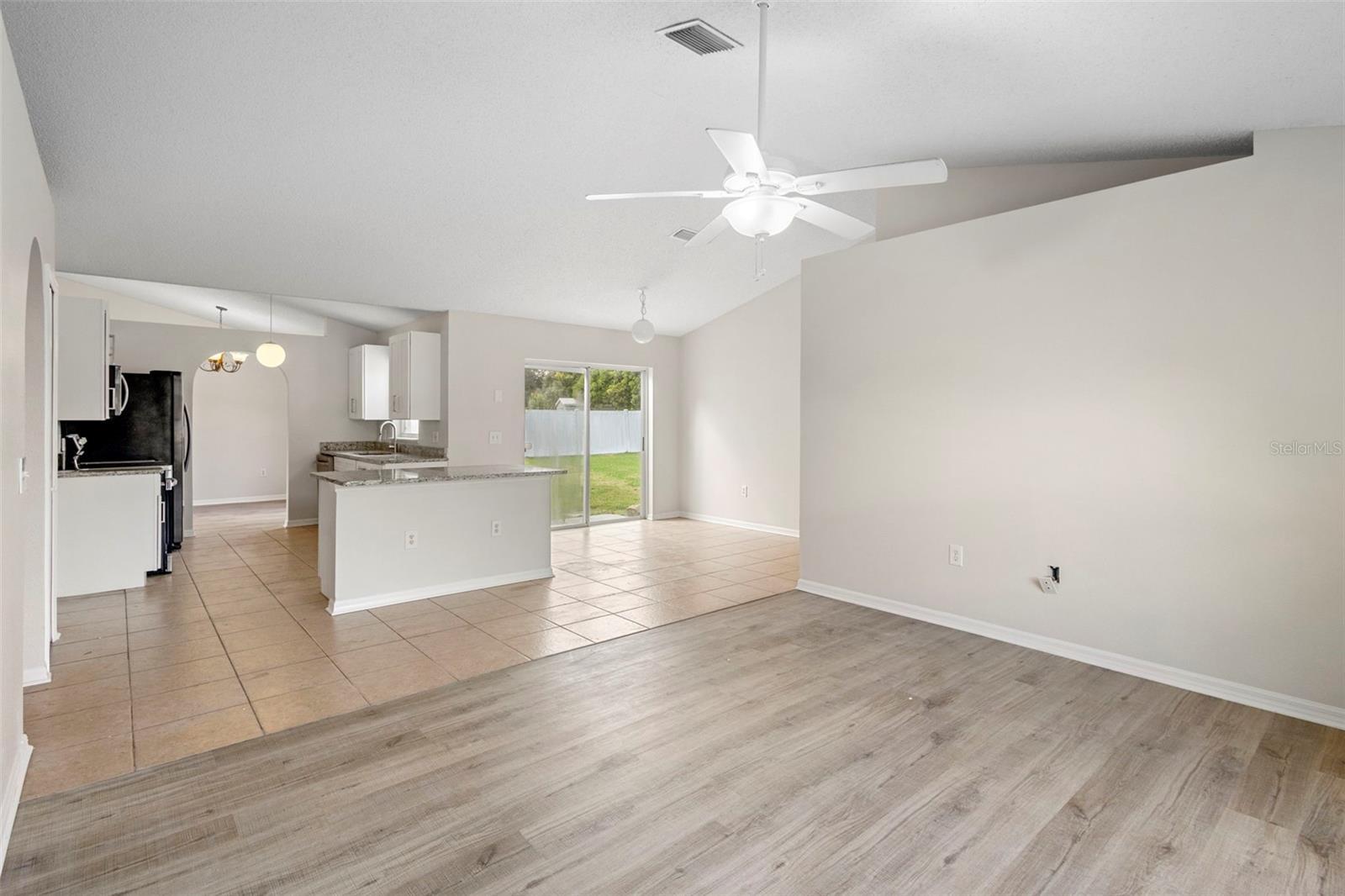 WINDMILL POINT UNIT 4A - Residential