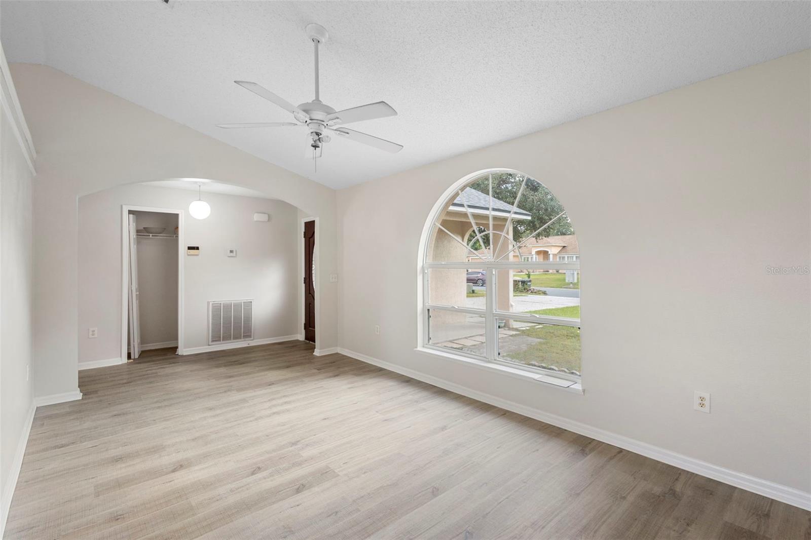 WINDMILL POINT UNIT 4A - Residential