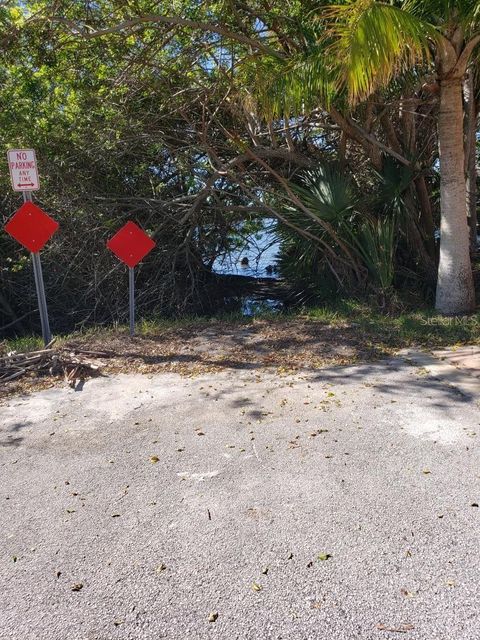 A home in NEW SMYRNA BEACH