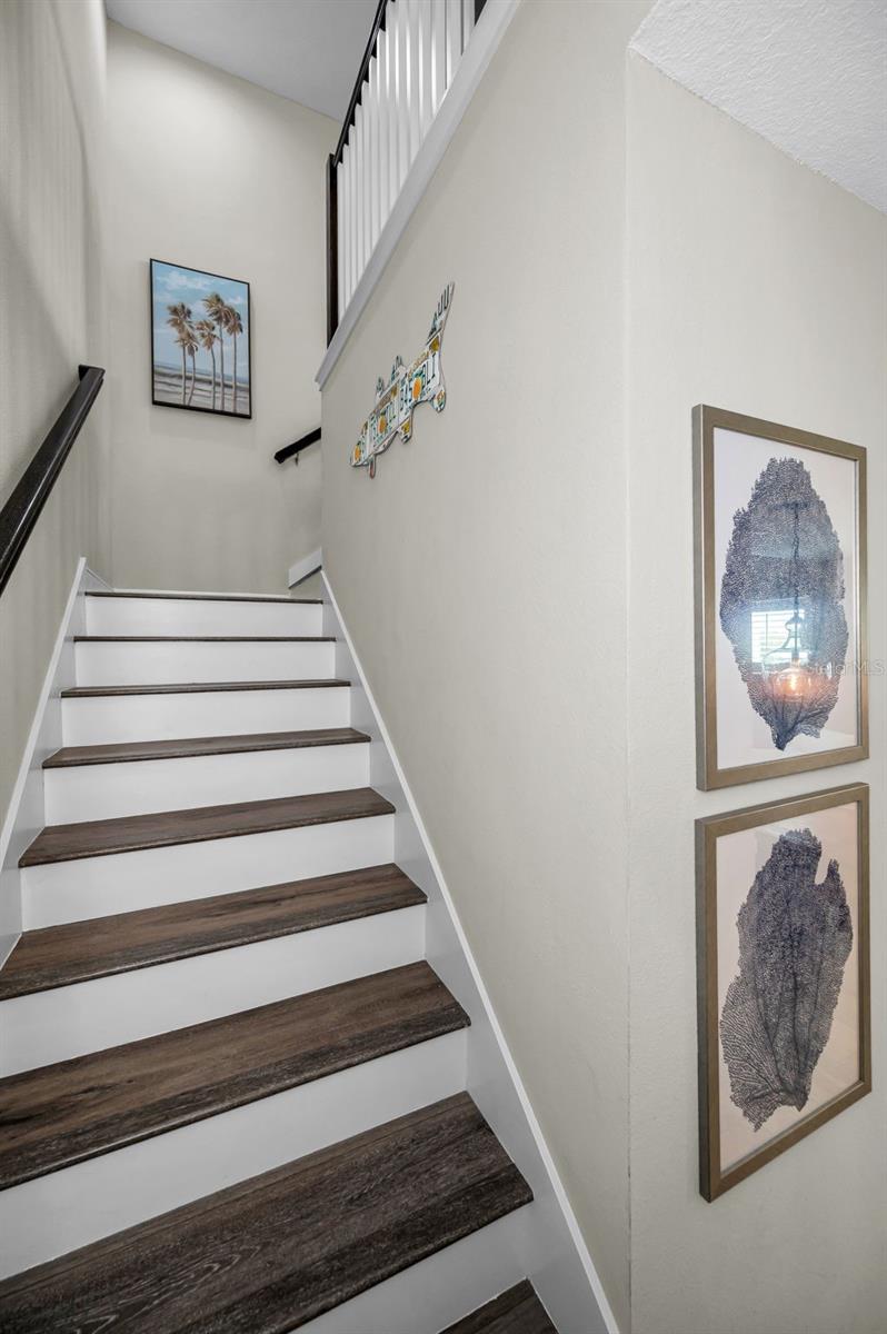 BAYSIDE TERRACE - Residential