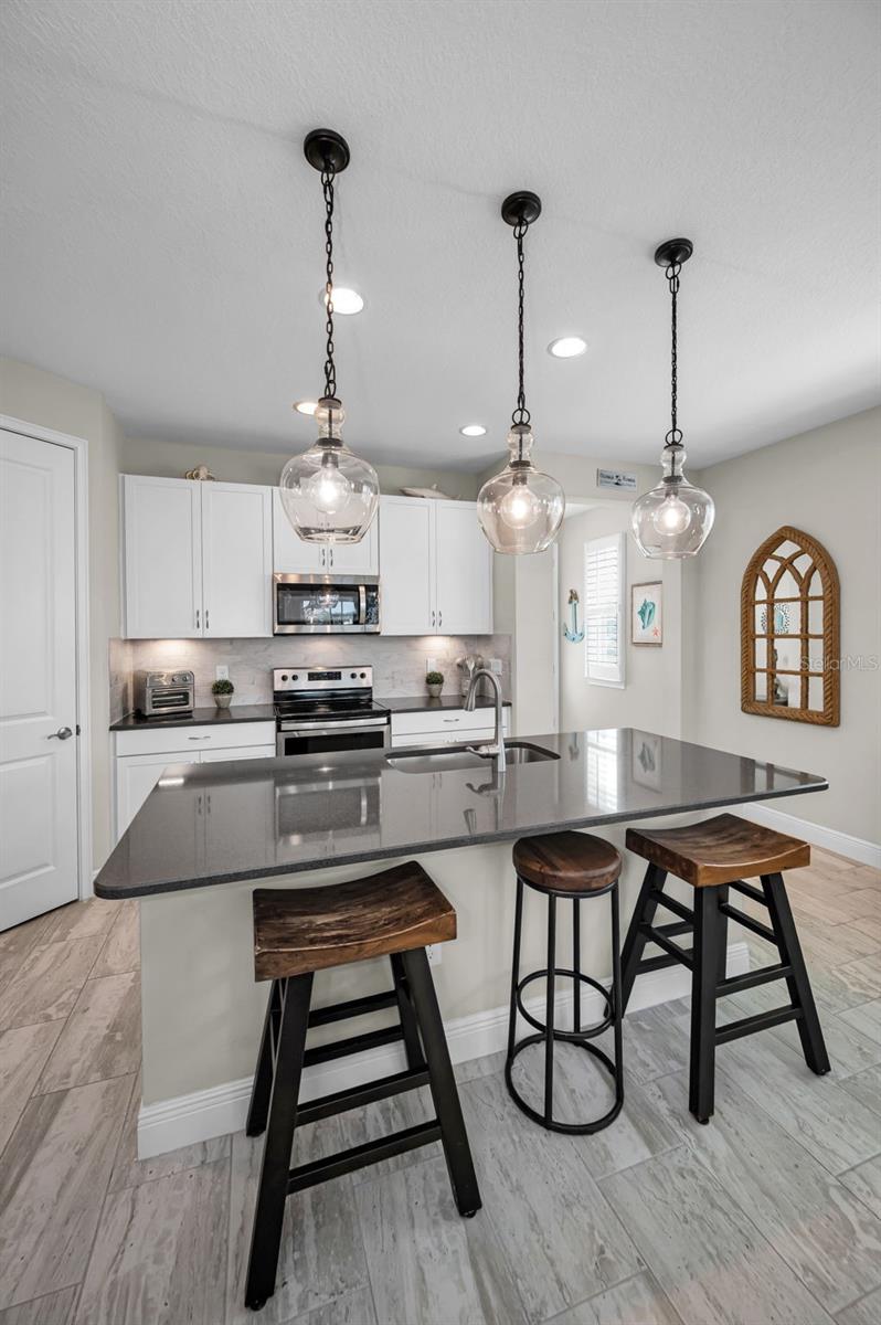 BAYSIDE TERRACE - Residential