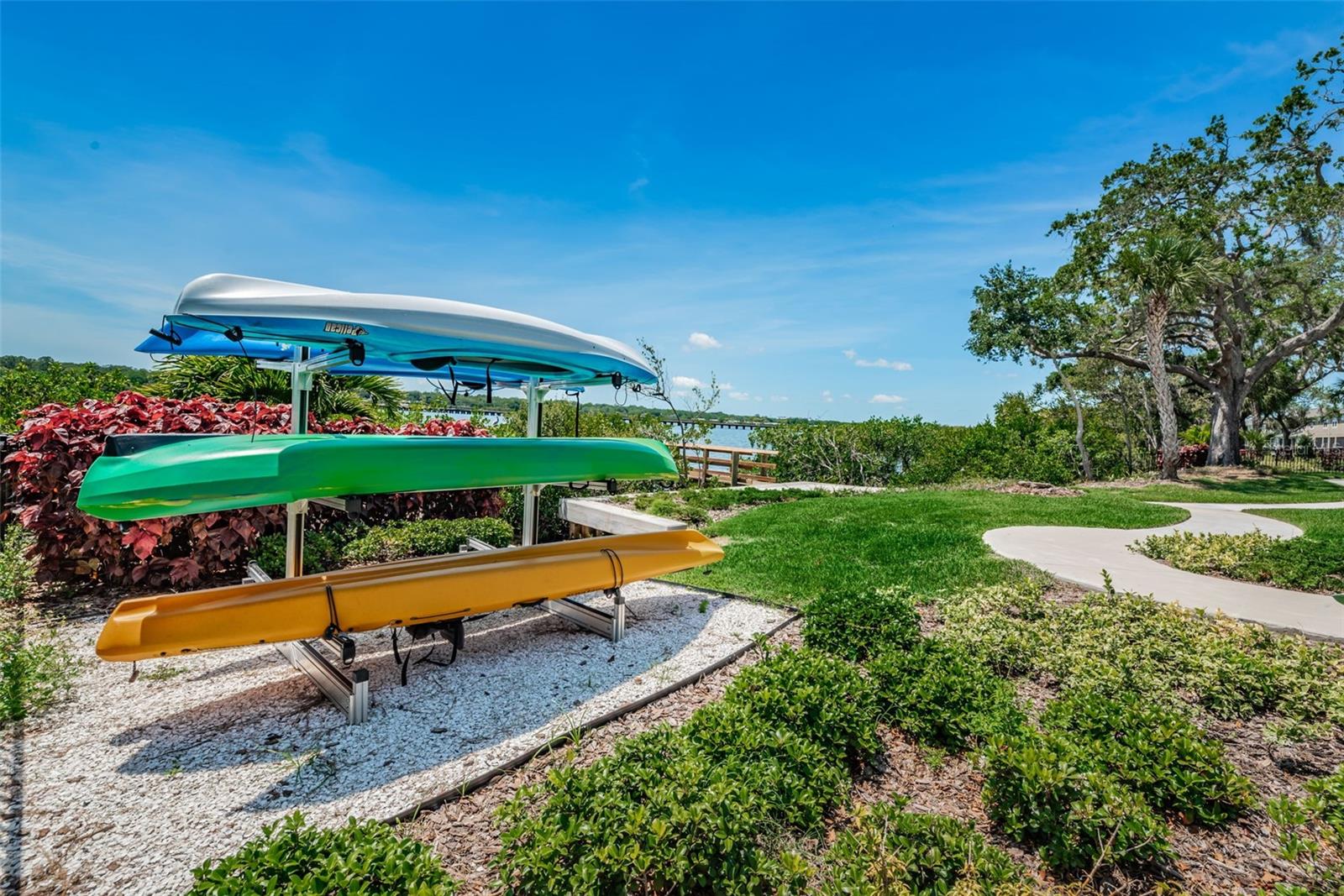 BAYSIDE TERRACE - Residential