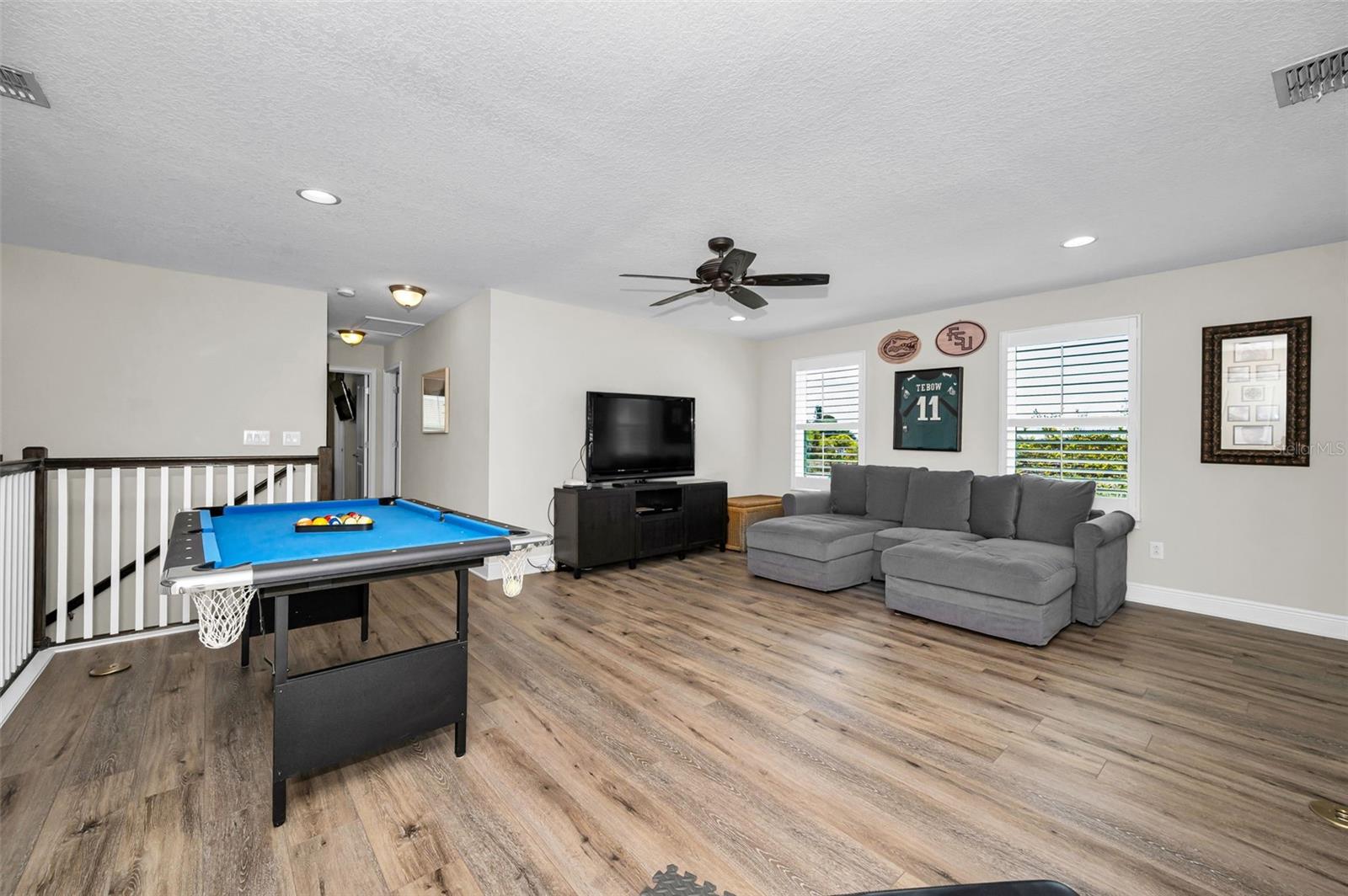 BAYSIDE TERRACE - Residential