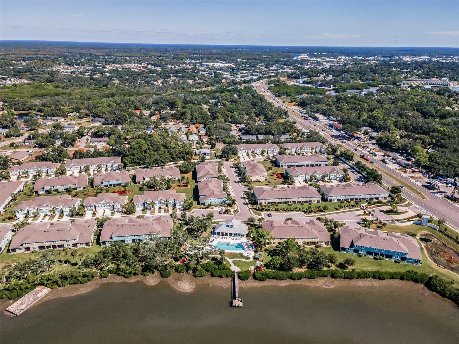 BAYSIDE TERRACE - Residential