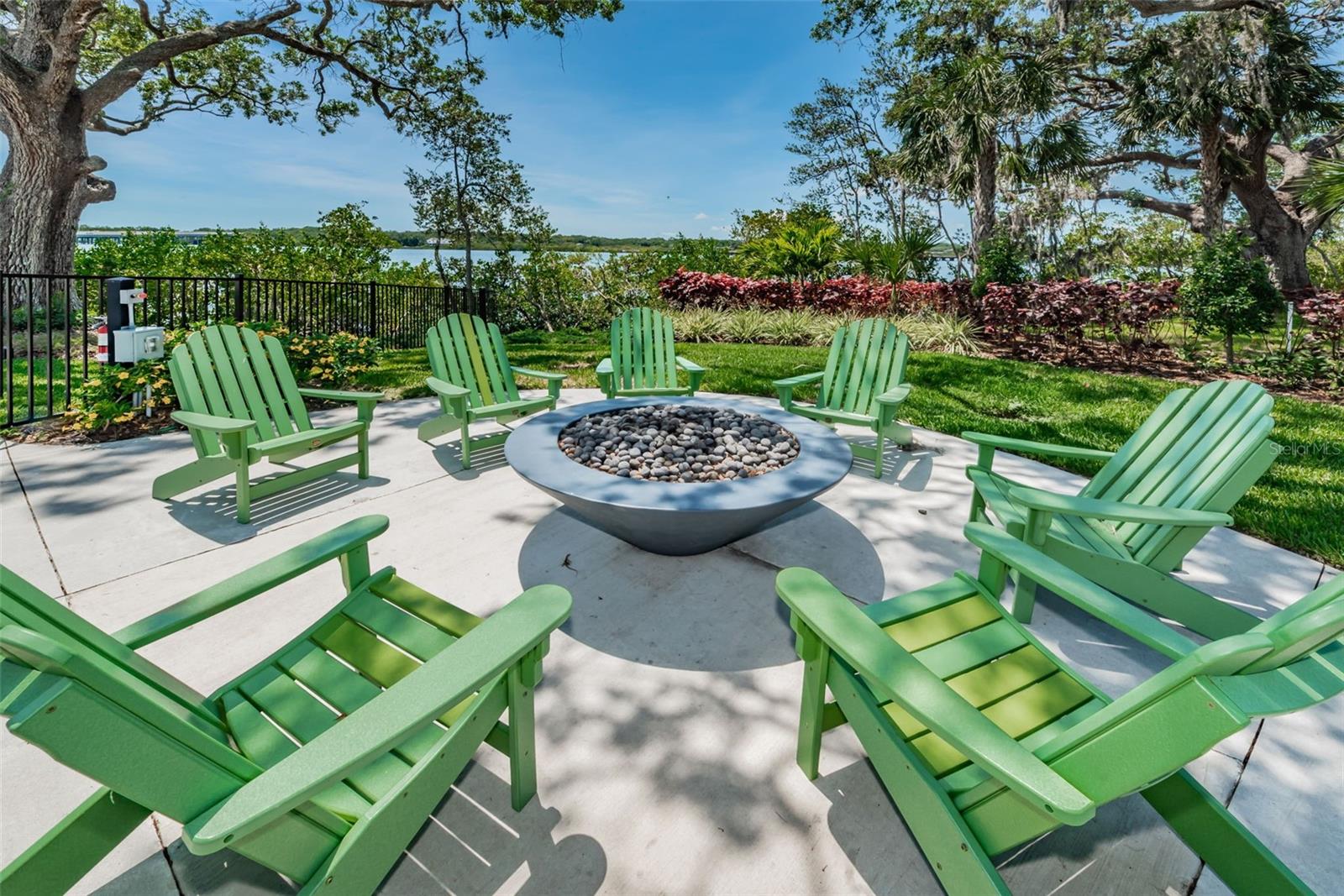 BAYSIDE TERRACE - Residential