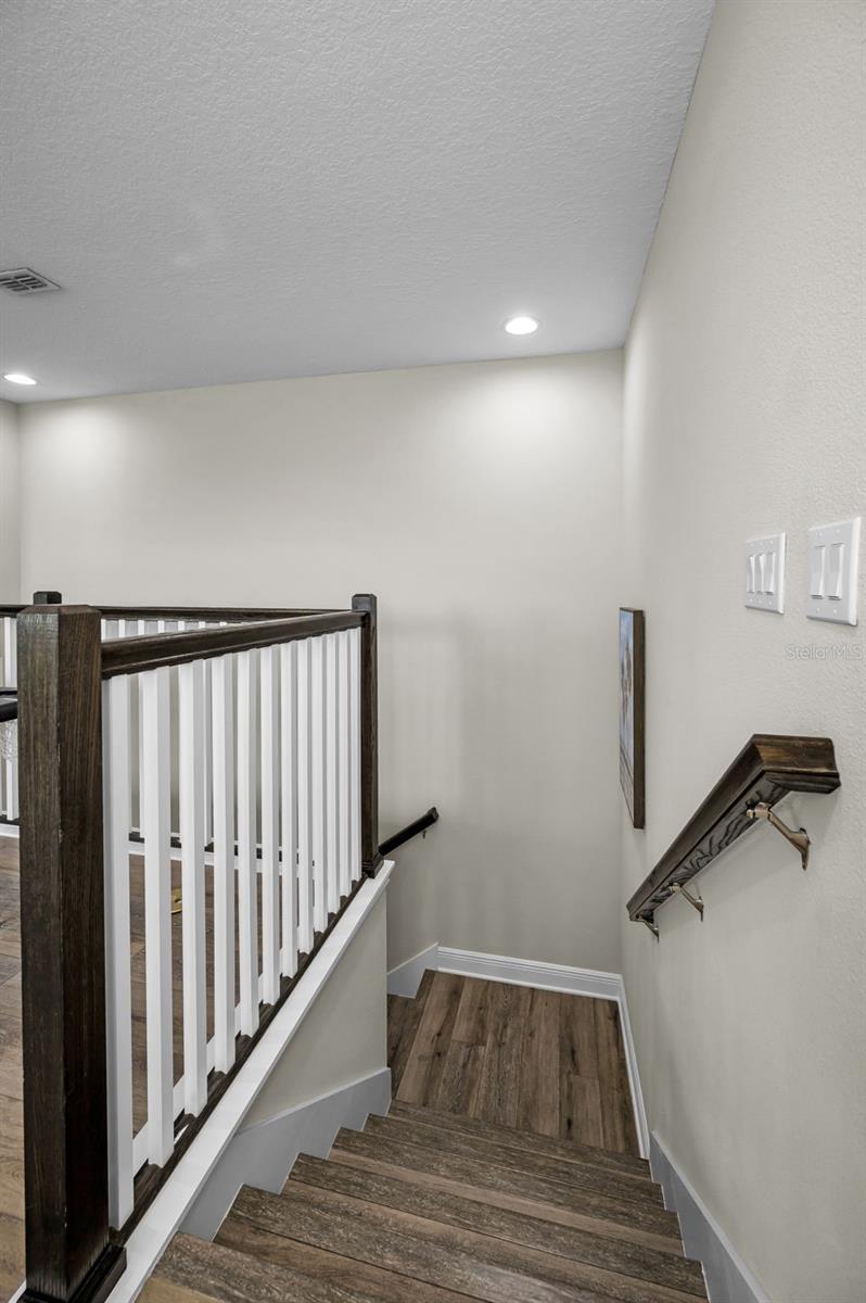 BAYSIDE TERRACE - Residential