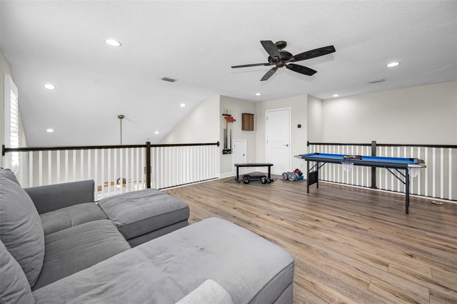 BAYSIDE TERRACE - Residential