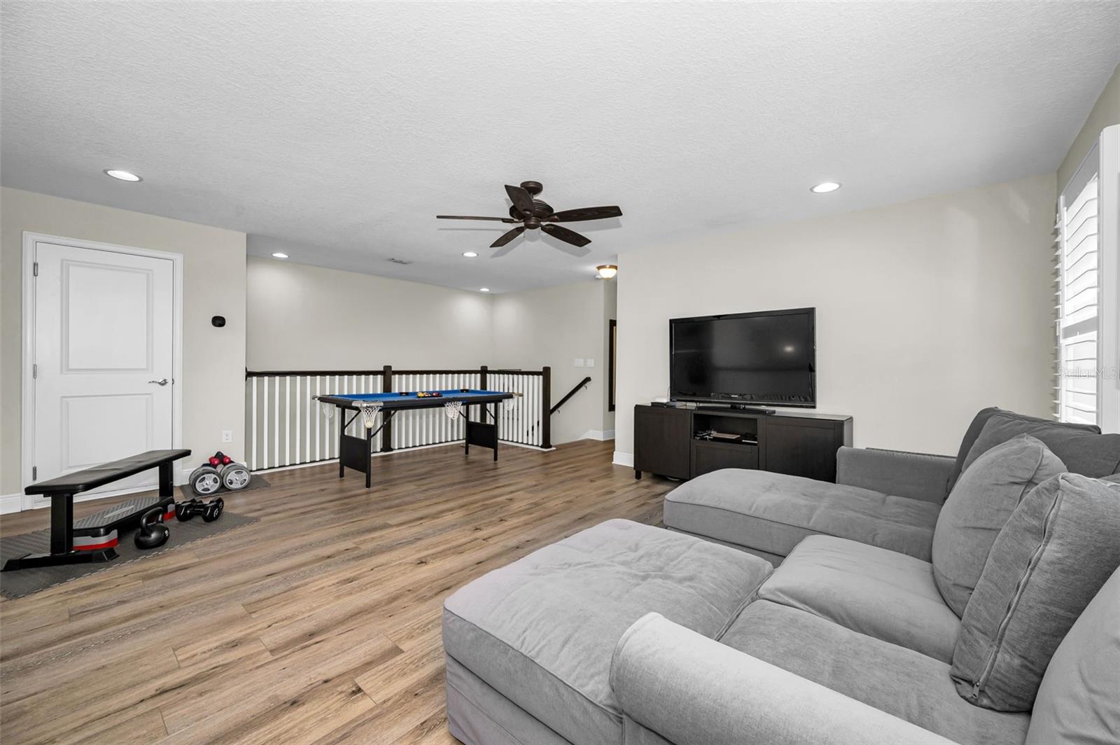 BAYSIDE TERRACE - Residential