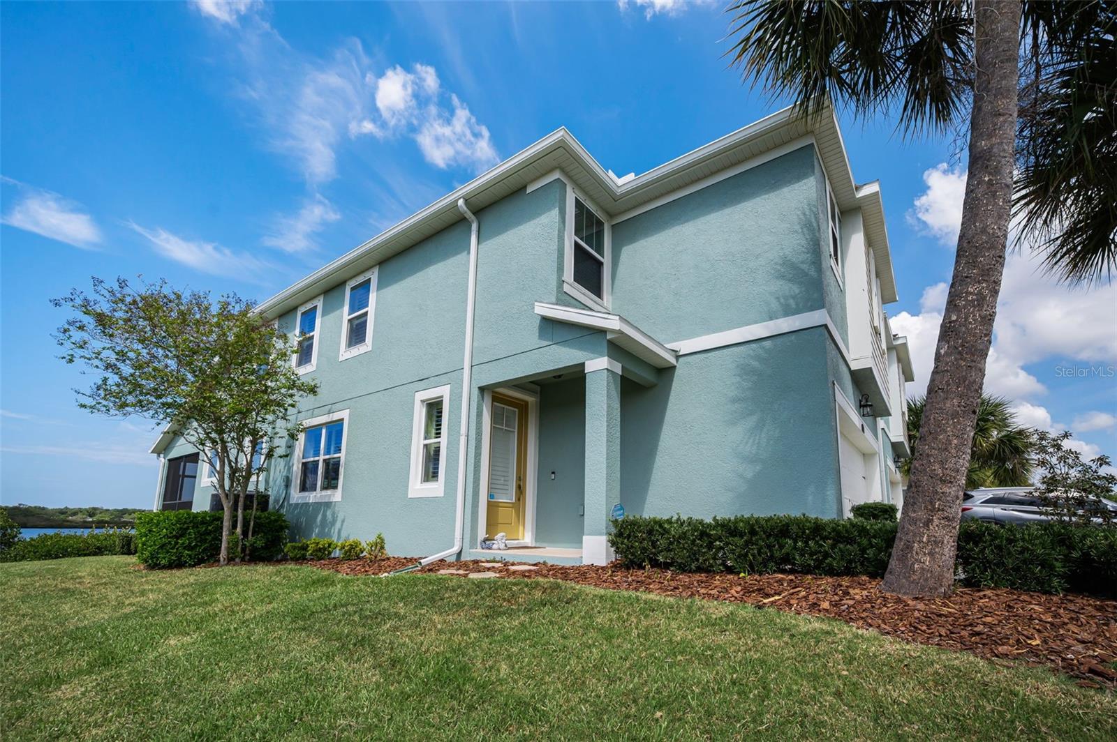 BAYSIDE TERRACE - Residential