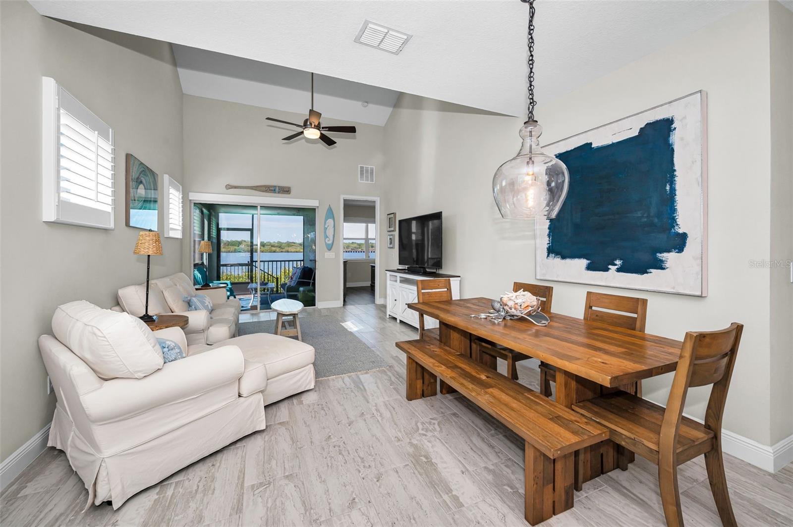 BAYSIDE TERRACE - Residential