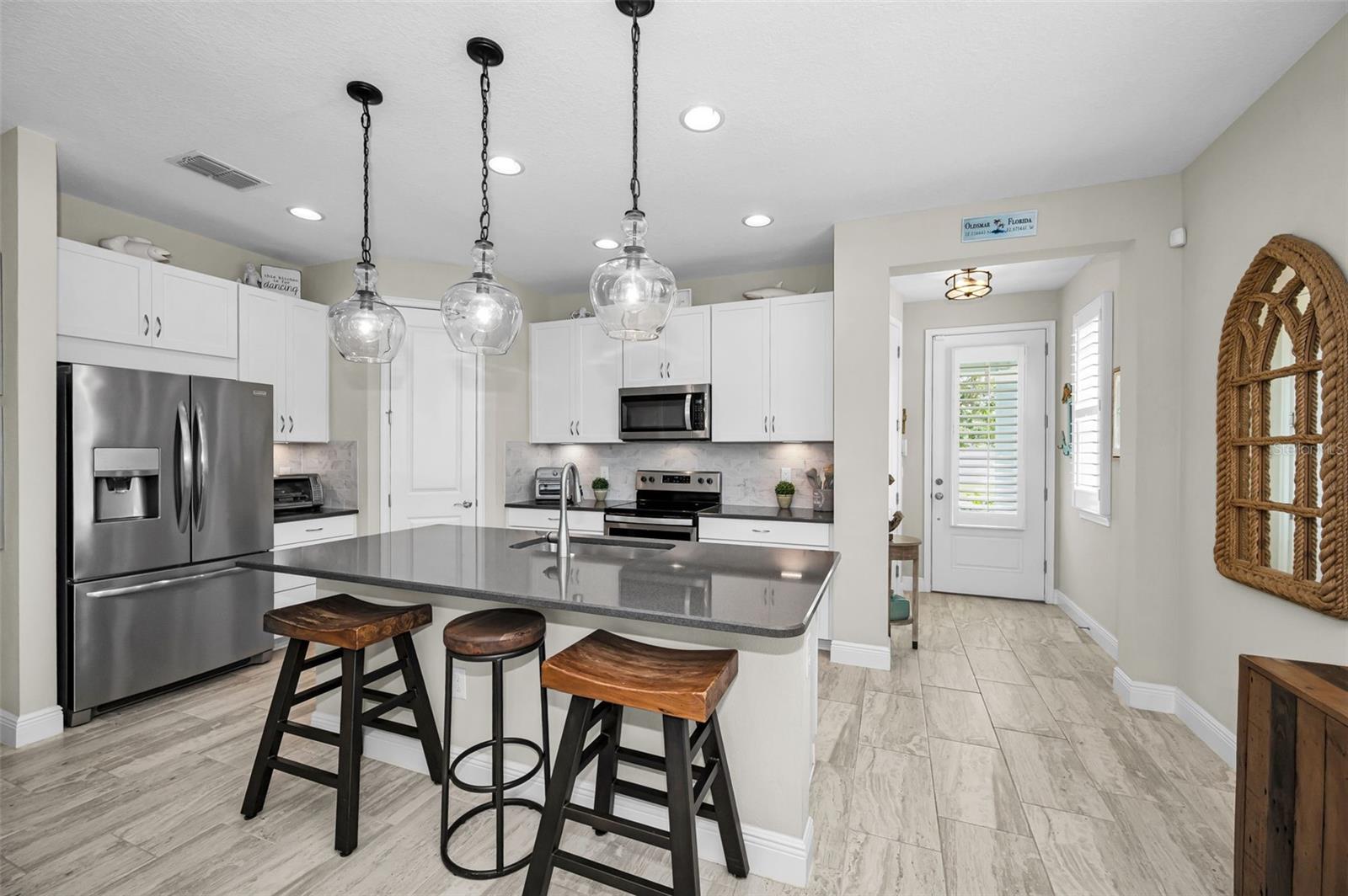 BAYSIDE TERRACE - Residential