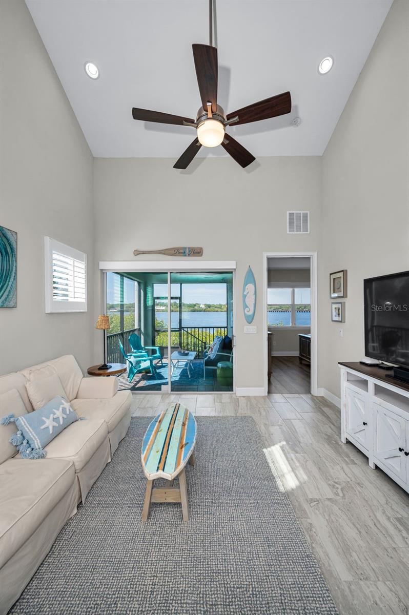 BAYSIDE TERRACE - Residential