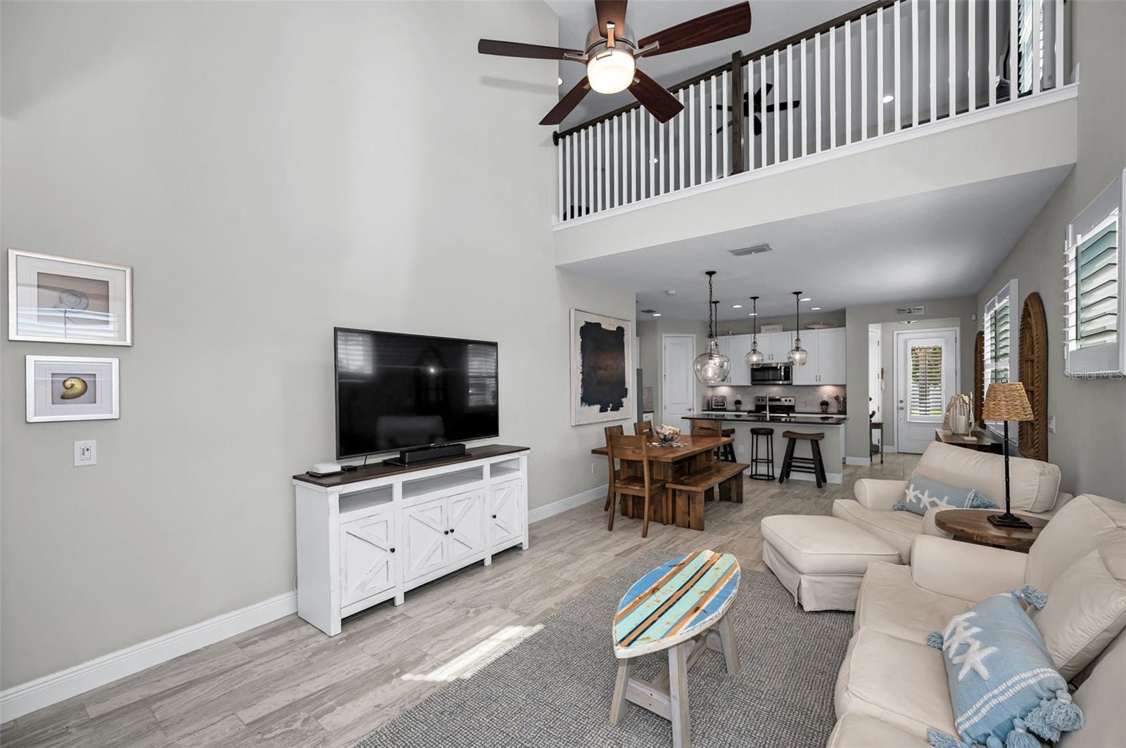 BAYSIDE TERRACE - Residential