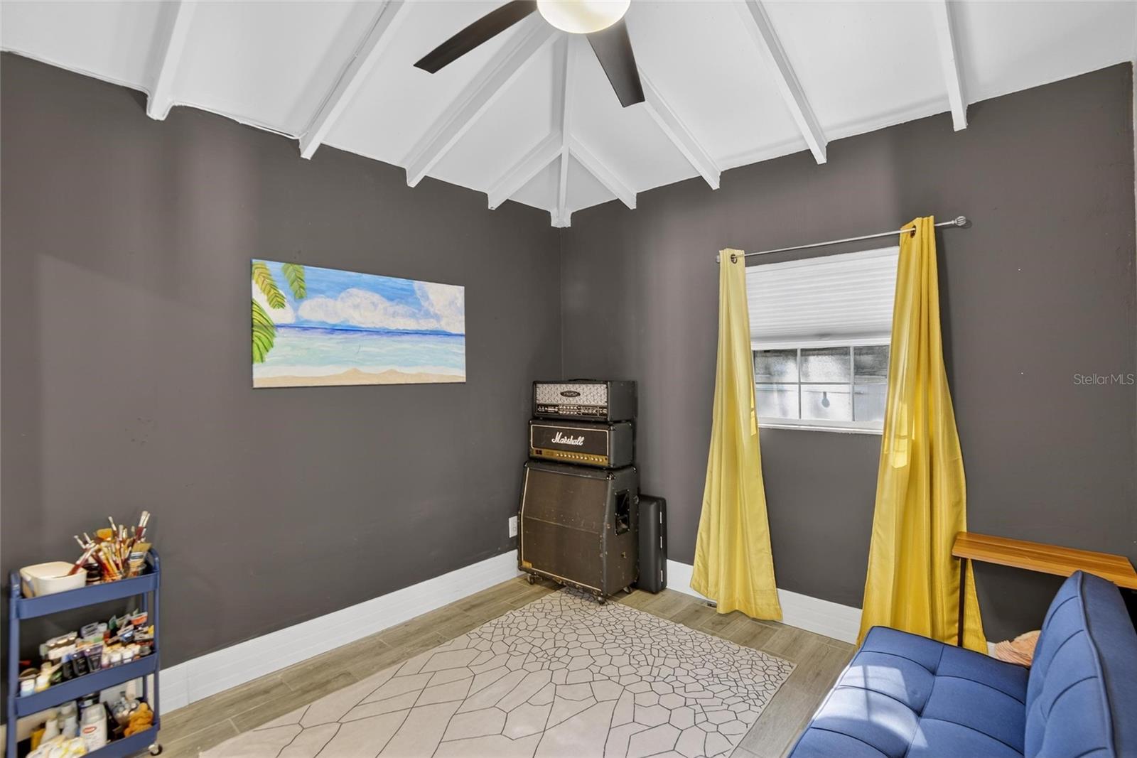 PASADENA ESTATES SEC F - Residential