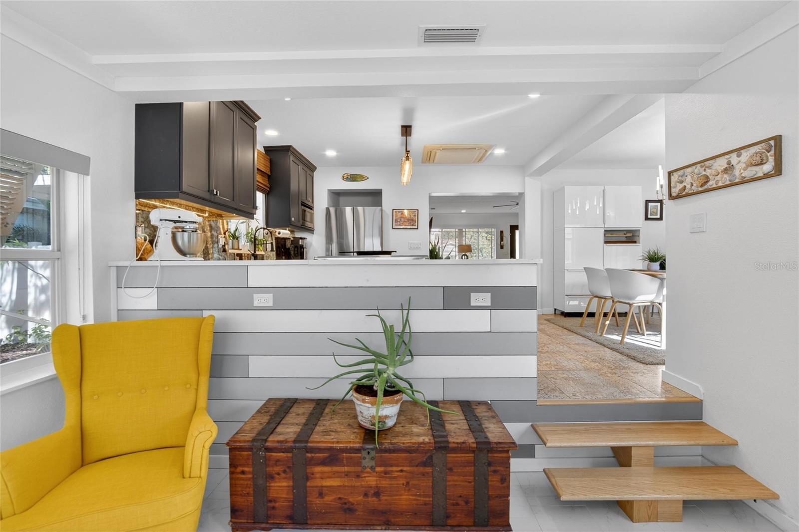 PASADENA ESTATES SEC F - Residential