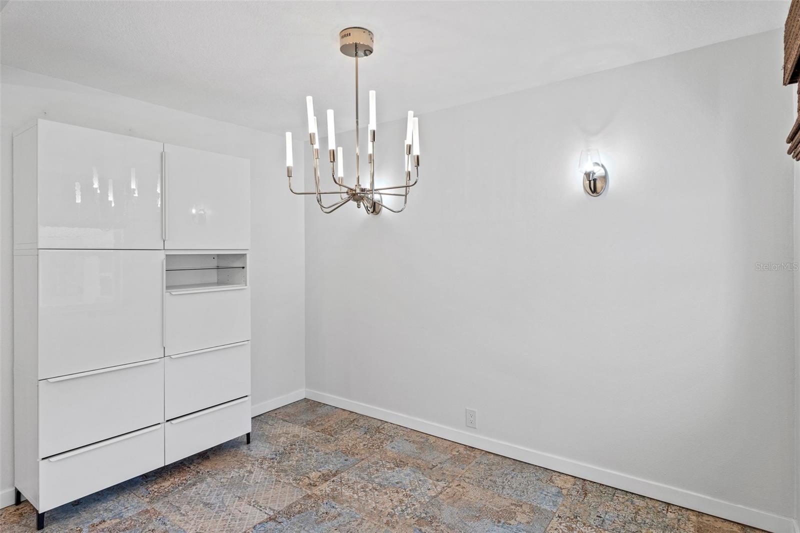 PASADENA ESTATES SEC F - Residential