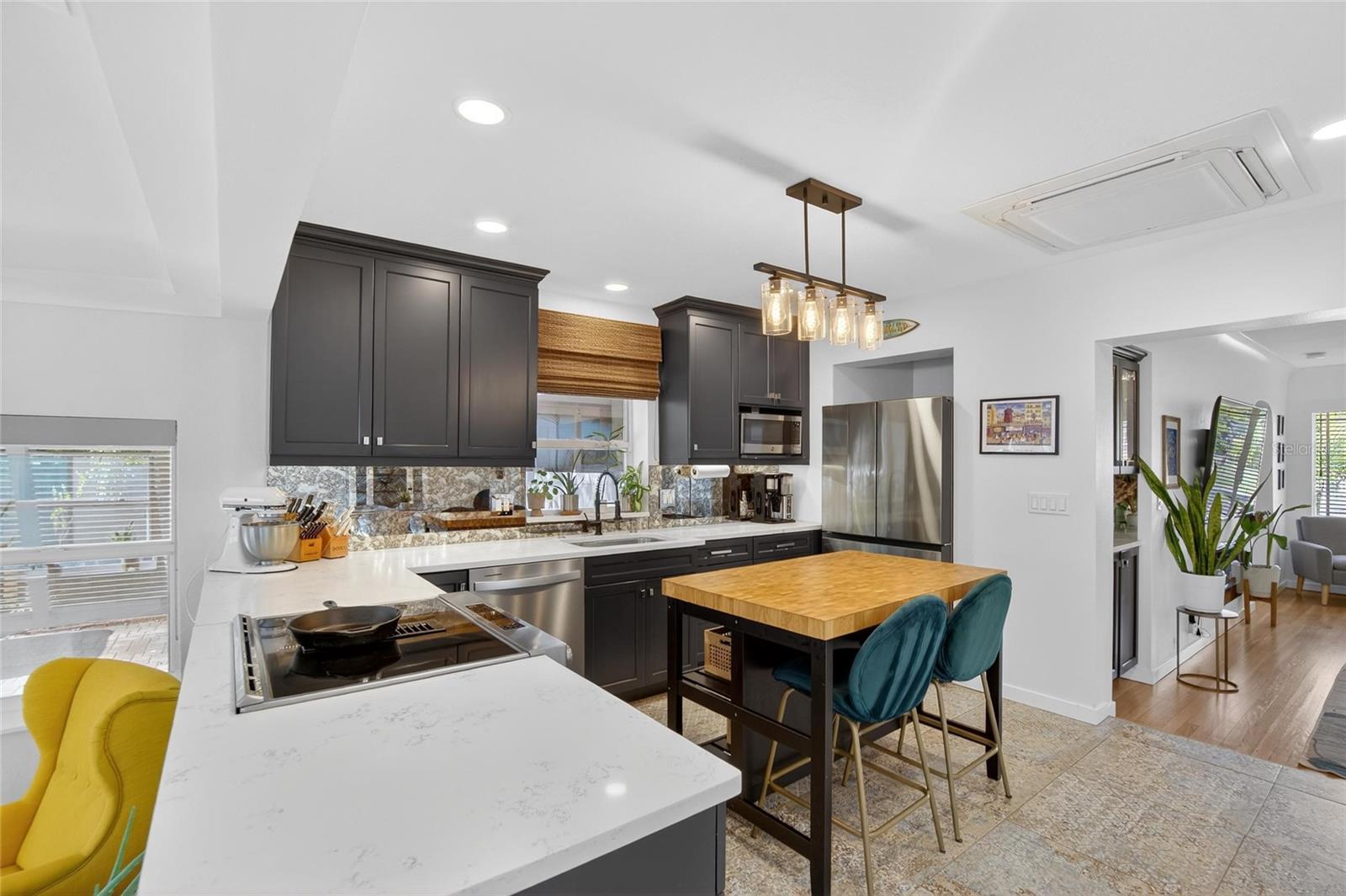 PASADENA ESTATES SEC F - Residential