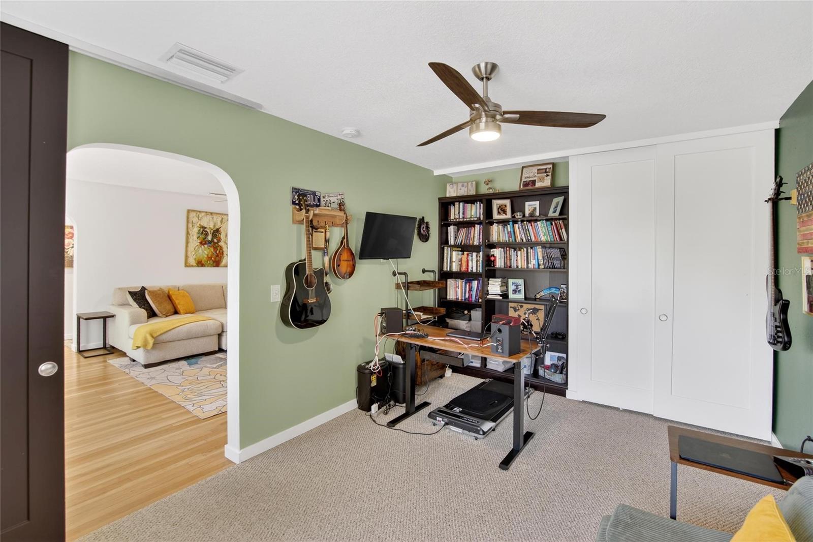 PASADENA ESTATES SEC F - Residential