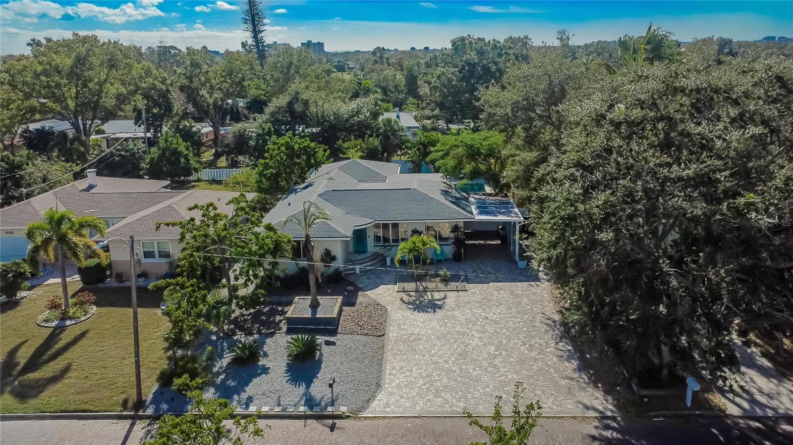 PASADENA ESTATES SEC F - Residential