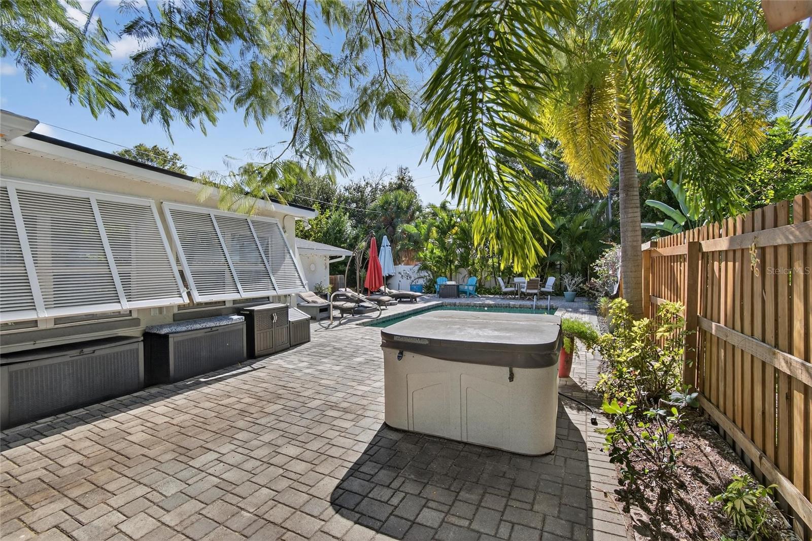 PASADENA ESTATES SEC F - Residential