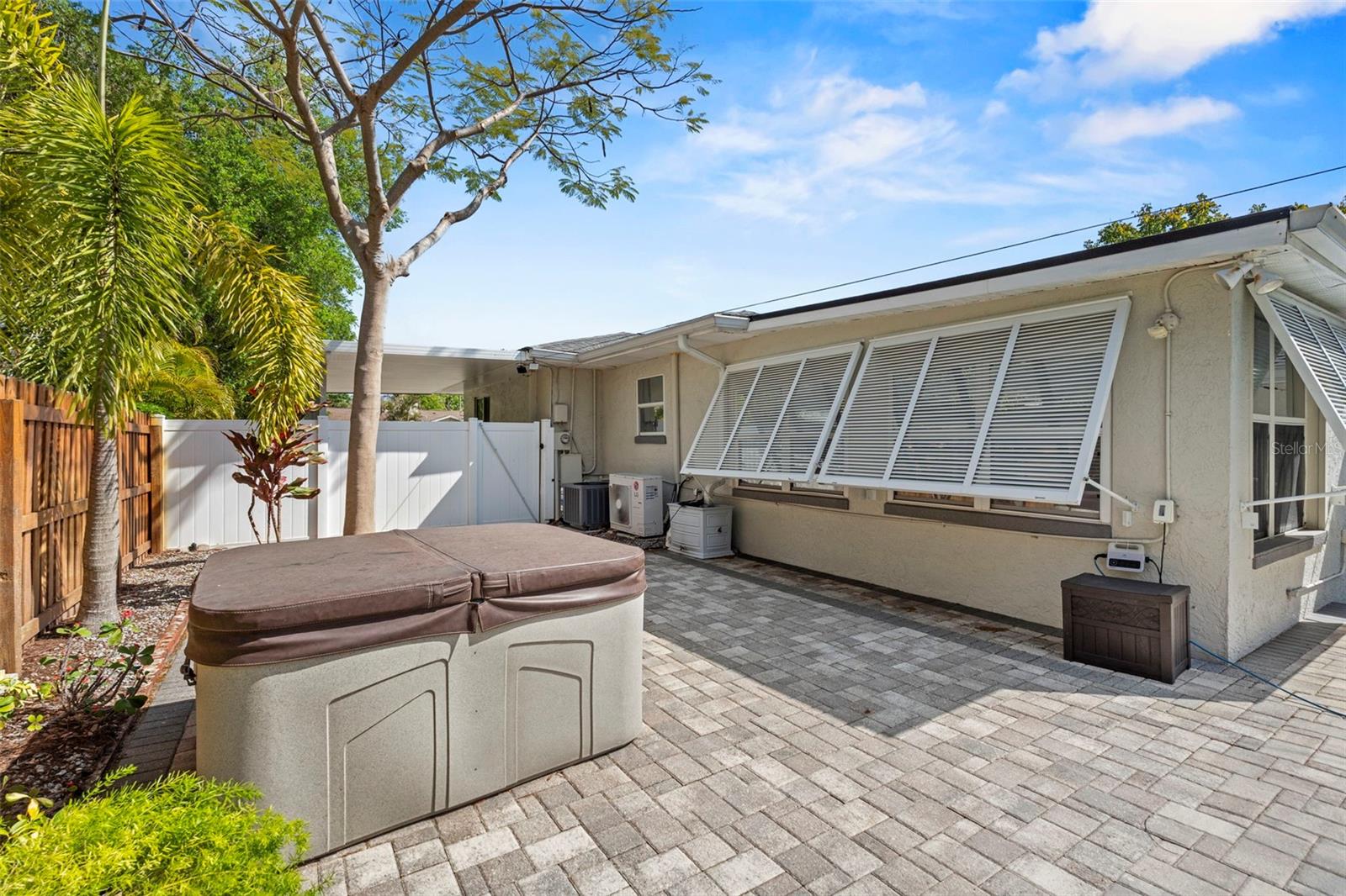 PASADENA ESTATES SEC F - Residential