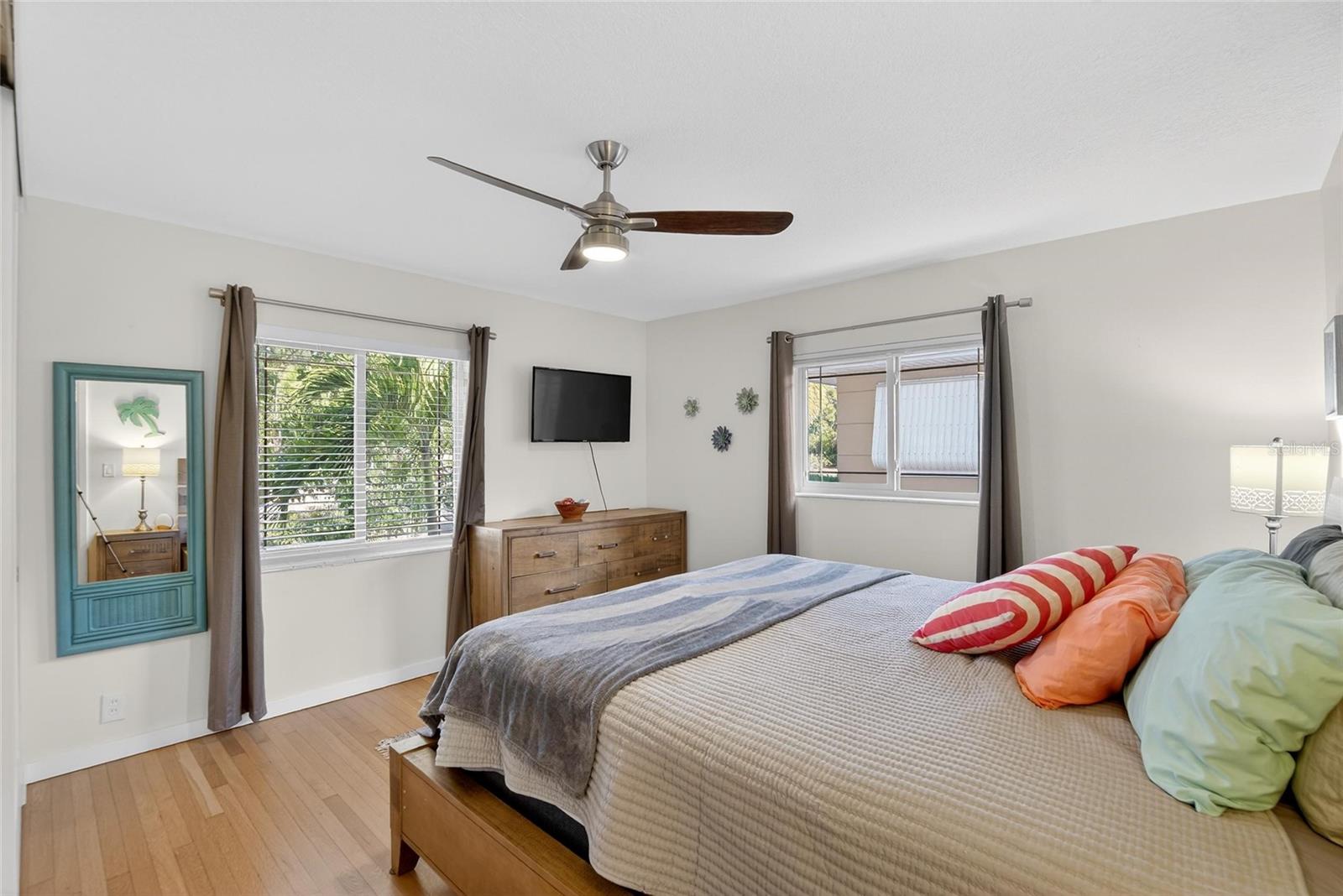 PASADENA ESTATES SEC F - Residential