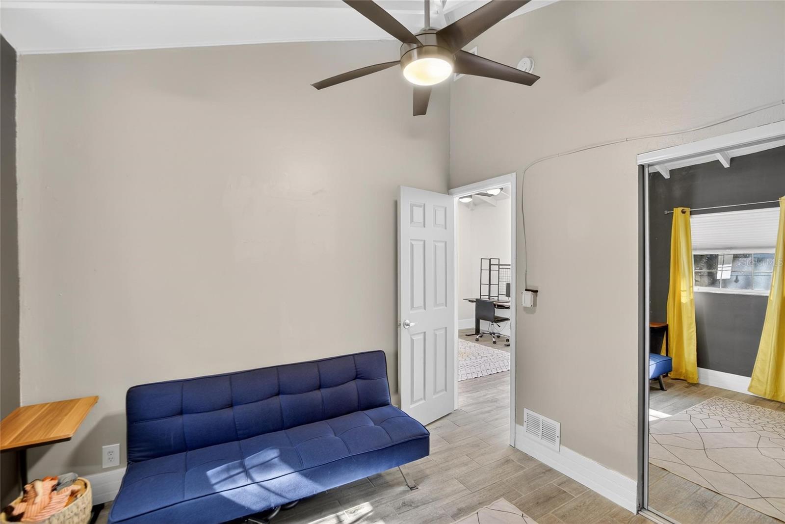 PASADENA ESTATES SEC F - Residential