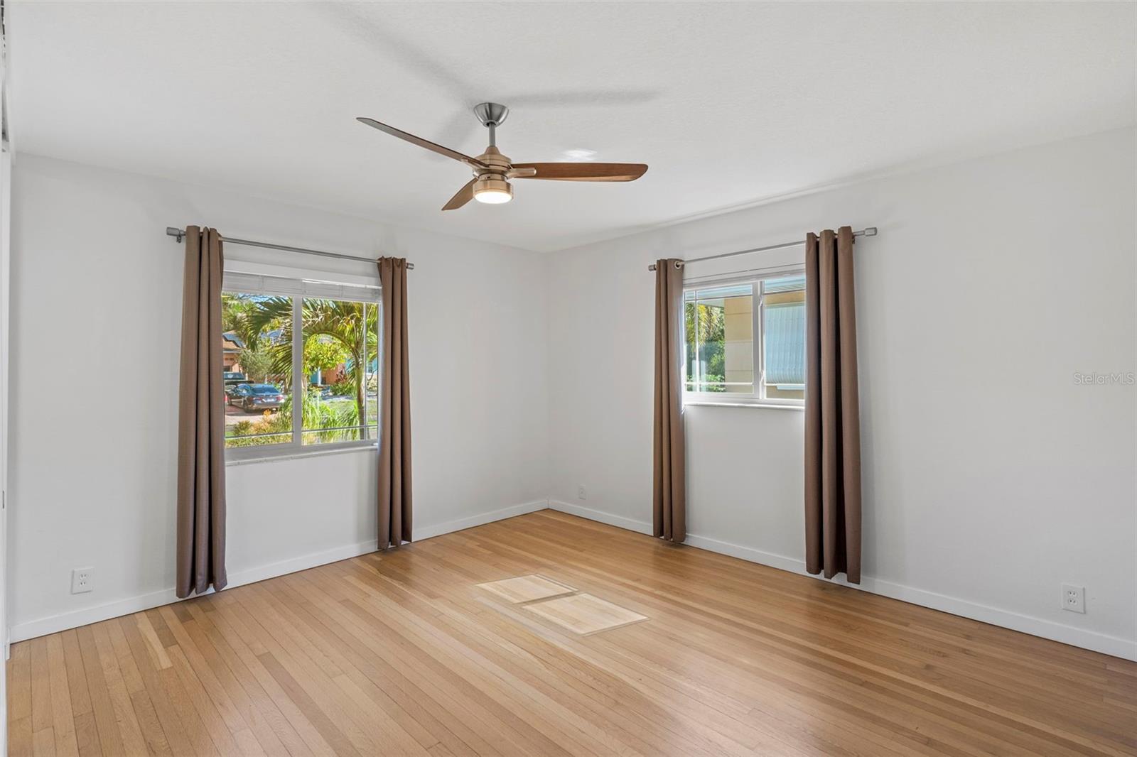 PASADENA ESTATES SEC F - Residential