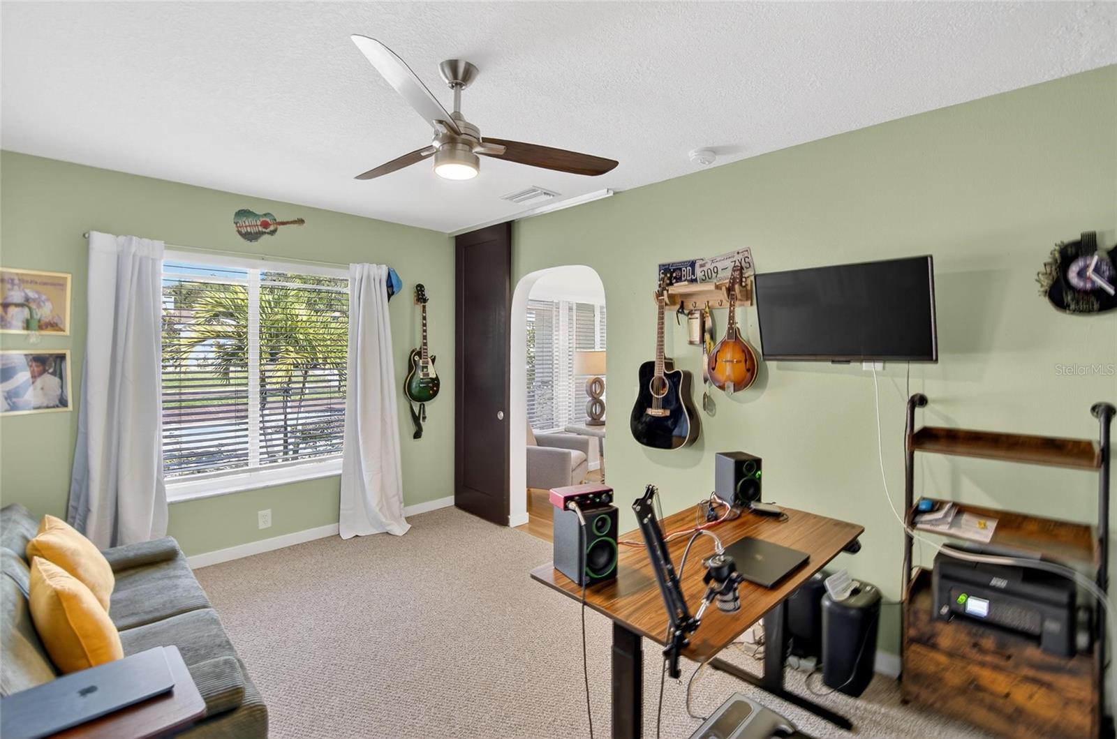 PASADENA ESTATES SEC F - Residential