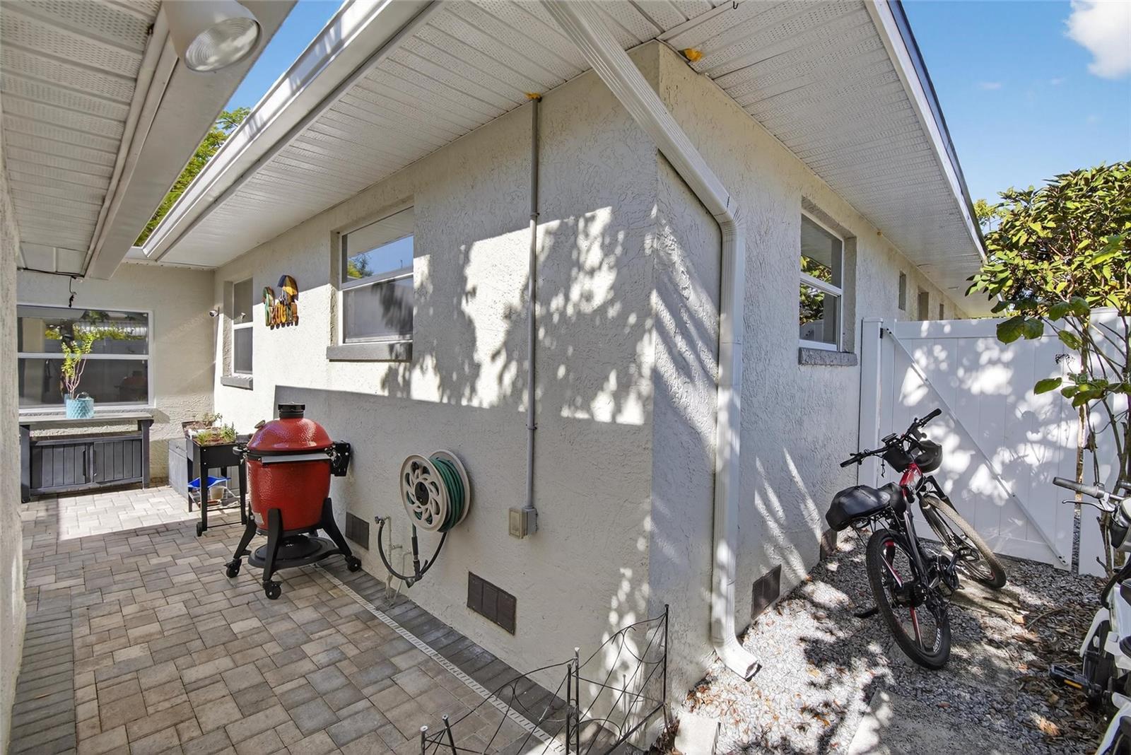 PASADENA ESTATES SEC F - Residential