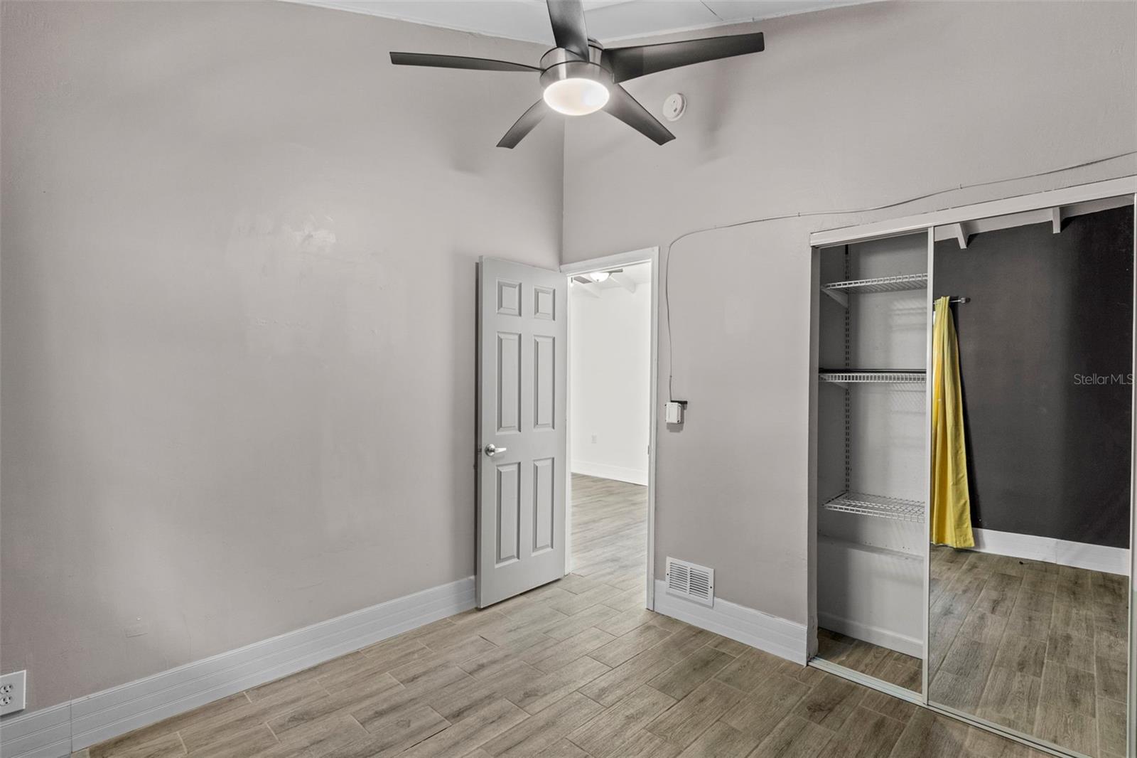 PASADENA ESTATES SEC F - Residential