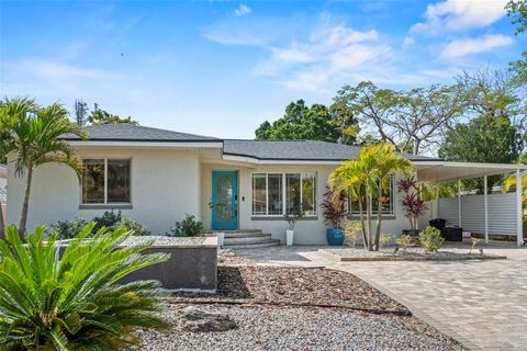 Photo of 6238 14th Avenue S, Gulfport, FL 33707 (MLS # TB8466159)