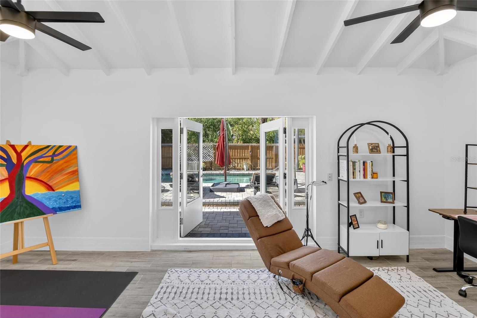 PASADENA ESTATES SEC F - Residential