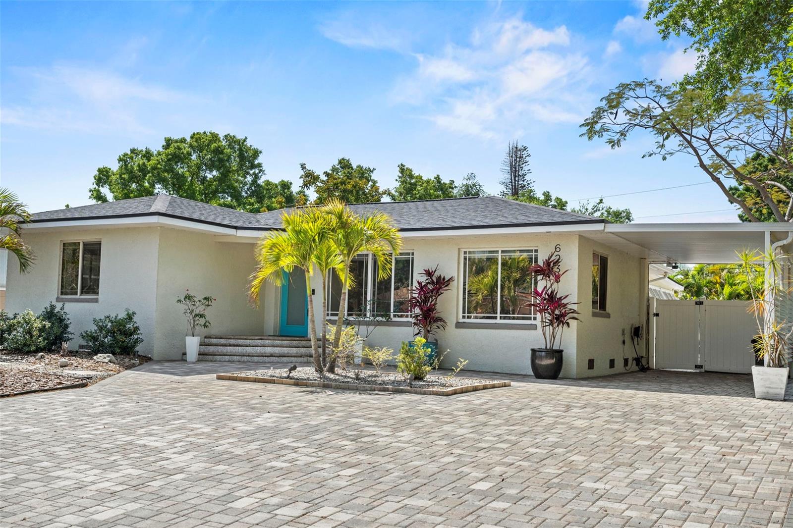 PASADENA ESTATES SEC F - Residential