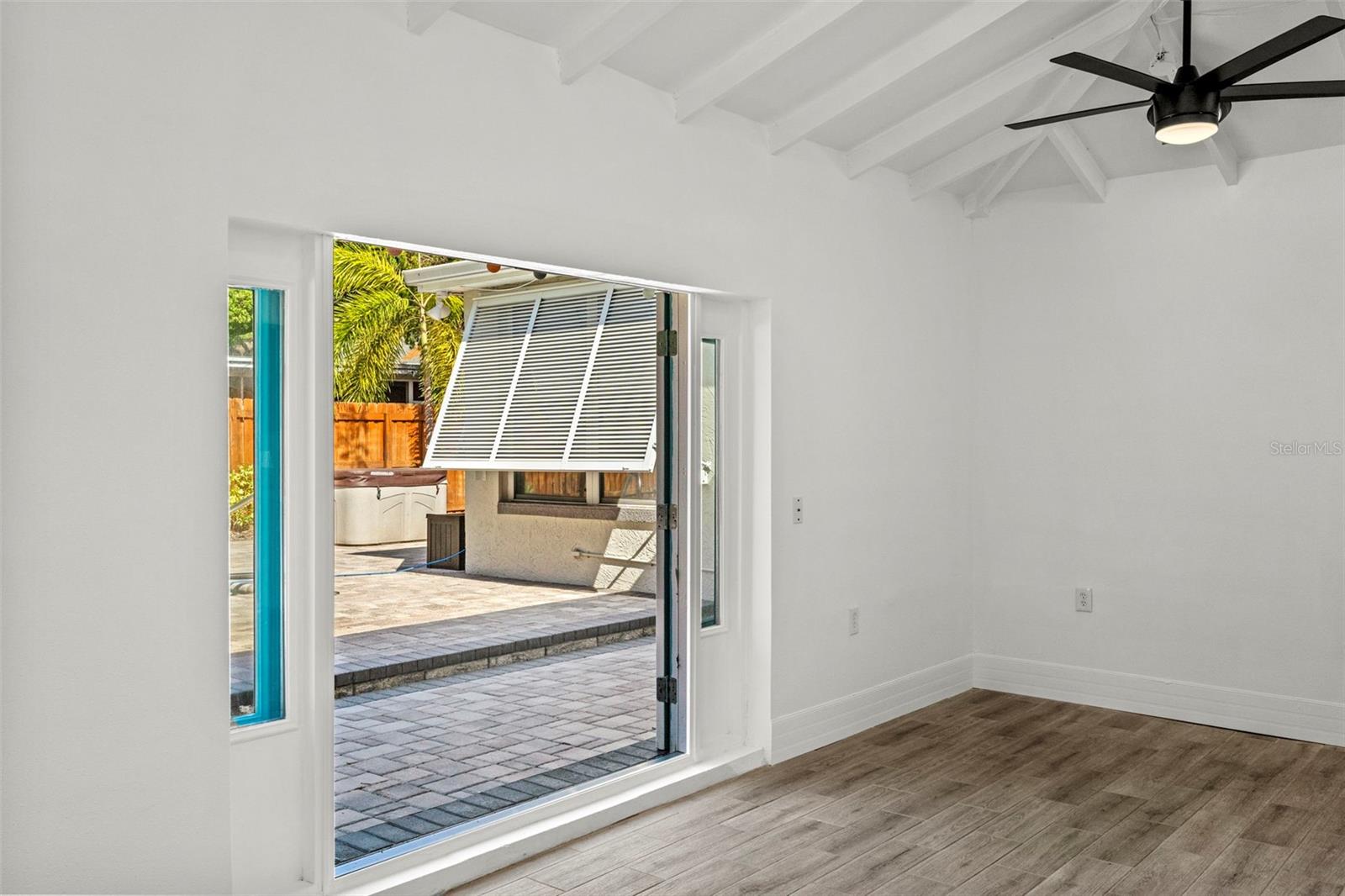 PASADENA ESTATES SEC F - Residential