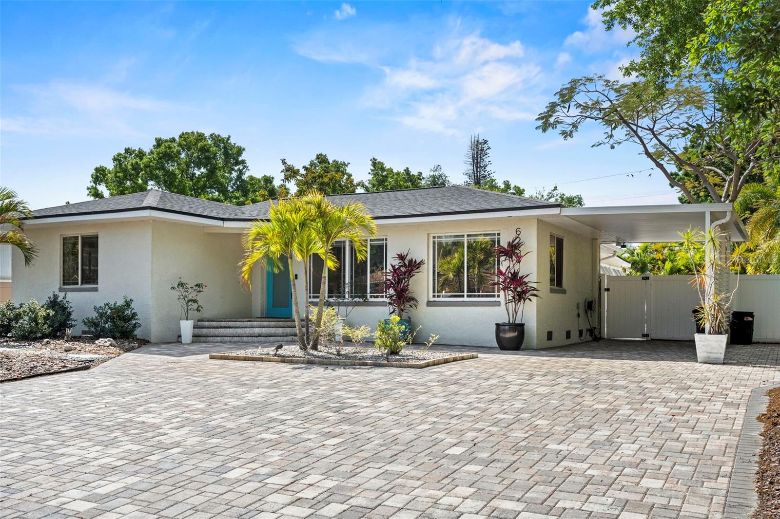 PASADENA ESTATES SEC F - Residential