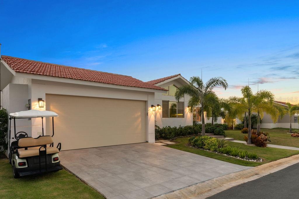 SABANERA DE DORADO - Residential