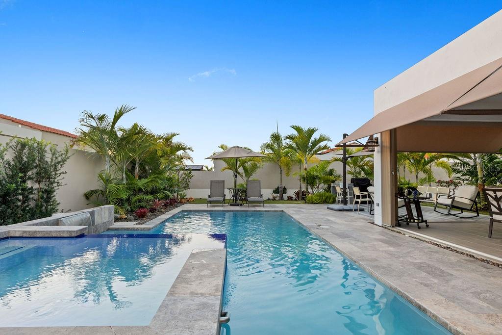 SABANERA DE DORADO - Residential