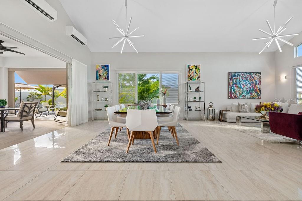 SABANERA DE DORADO - Residential