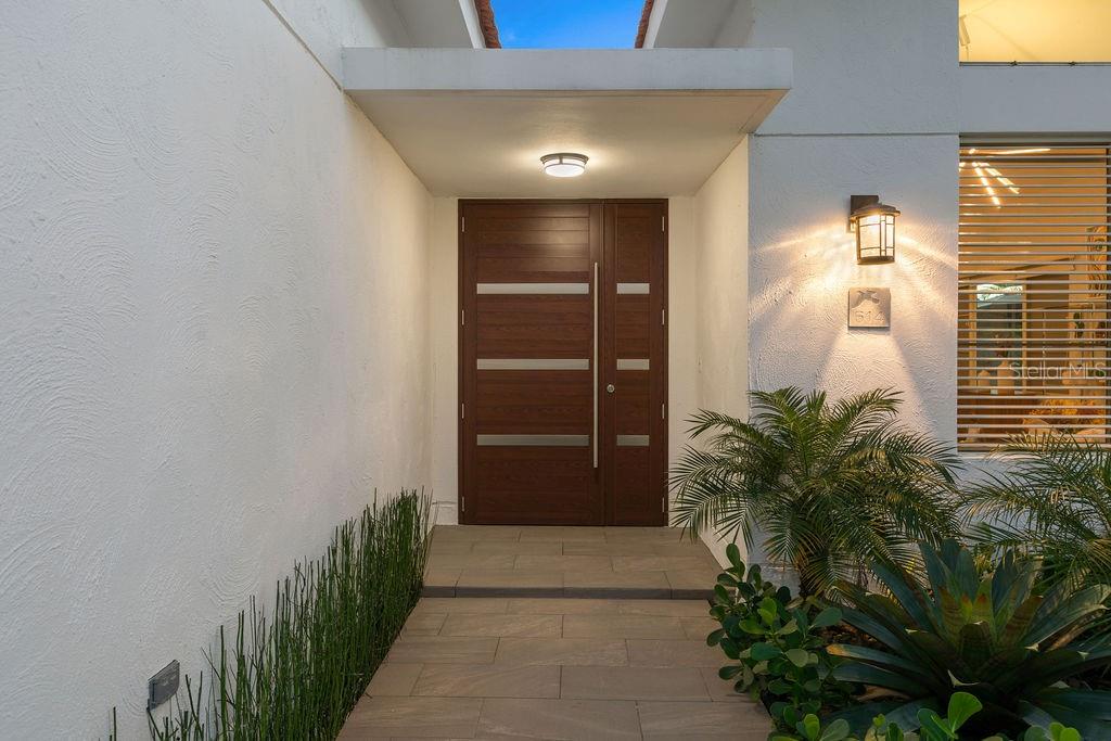 SABANERA DE DORADO - Residential