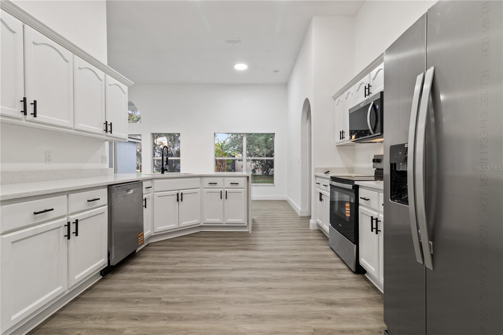 INDIAN LAKES - Residential