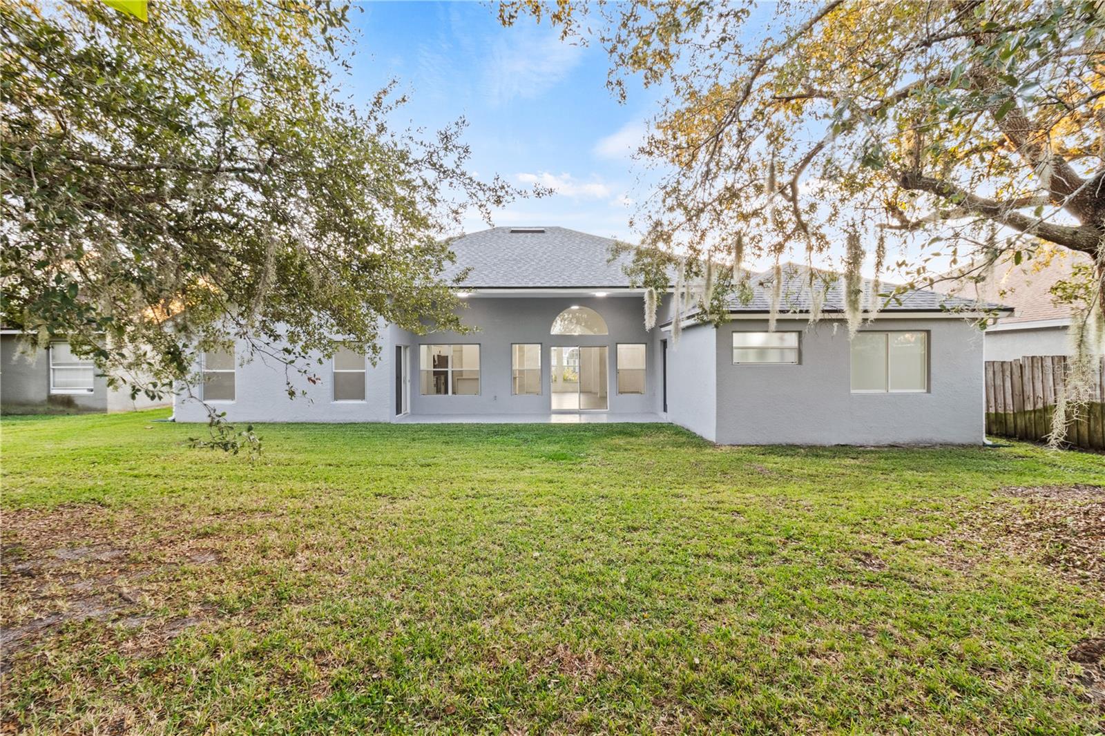 INDIAN LAKES - Residential