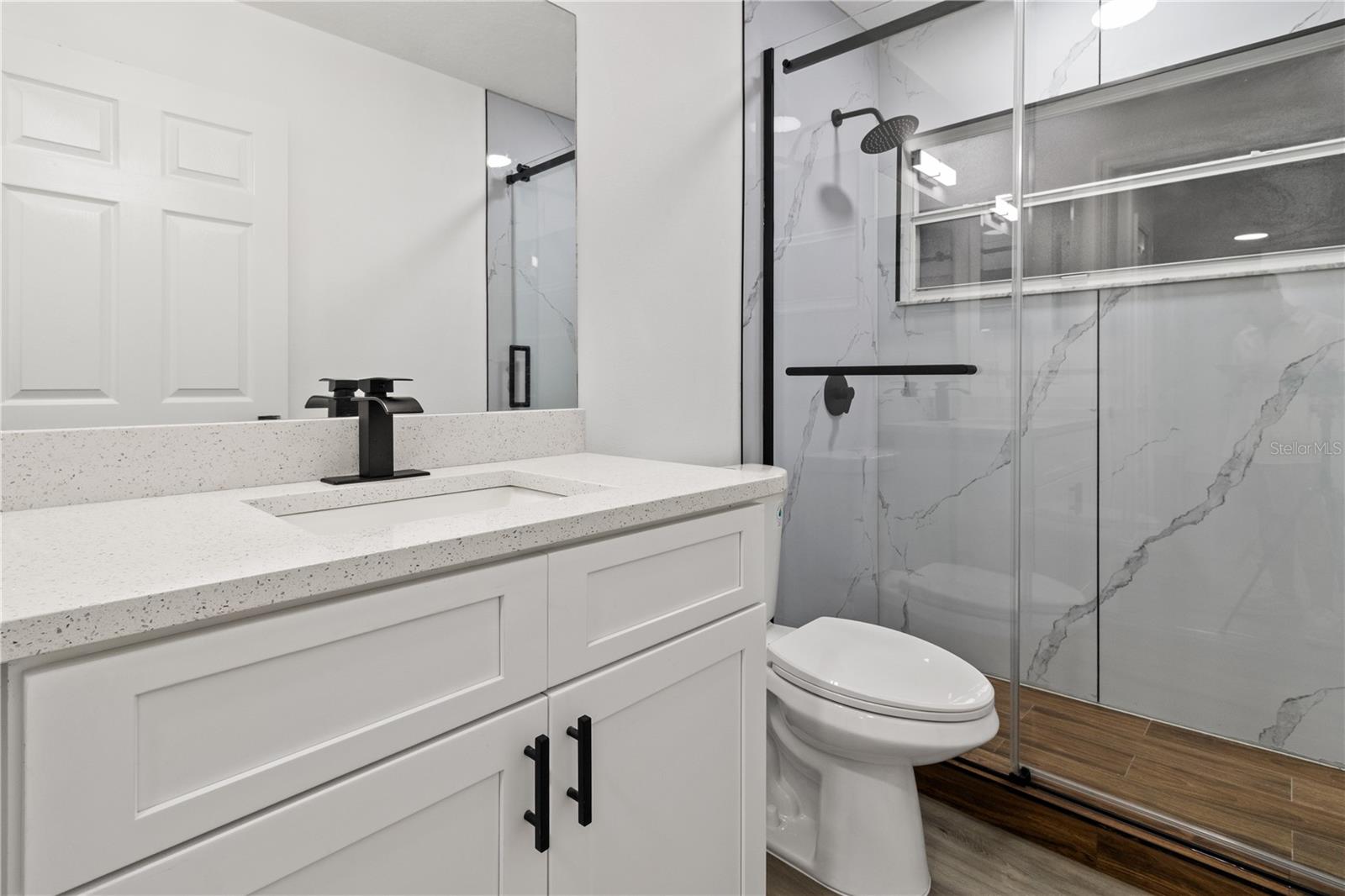 INDIAN LAKES - Residential