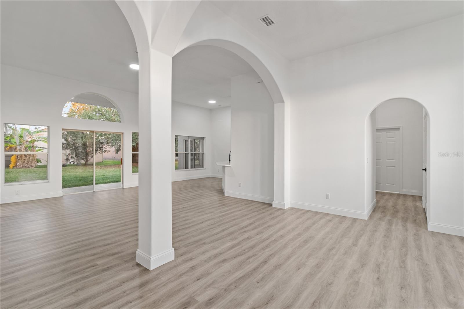 742 CHAMBERLIN TRAIL