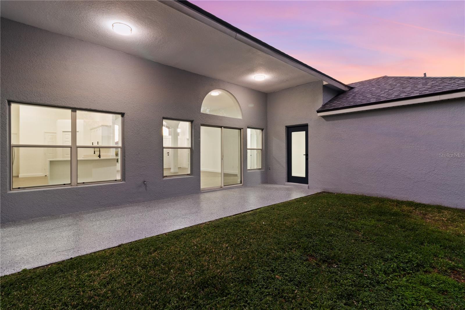 INDIAN LAKES - Residential