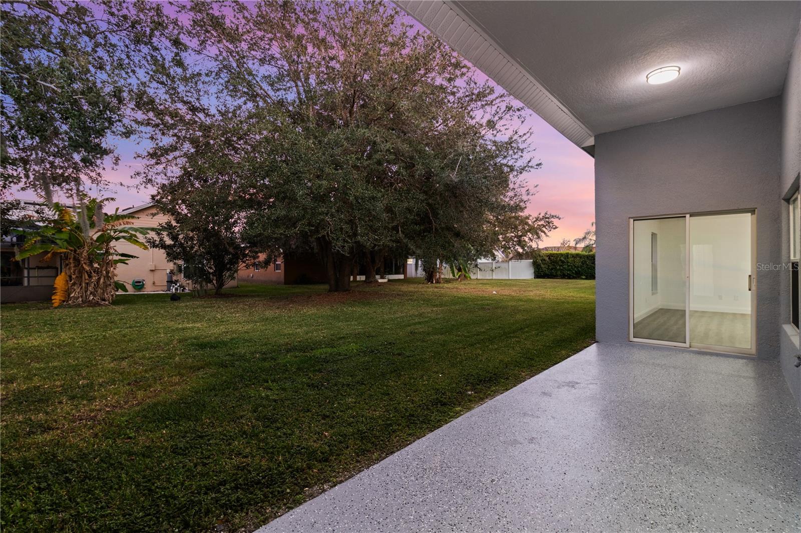 INDIAN LAKES - Residential