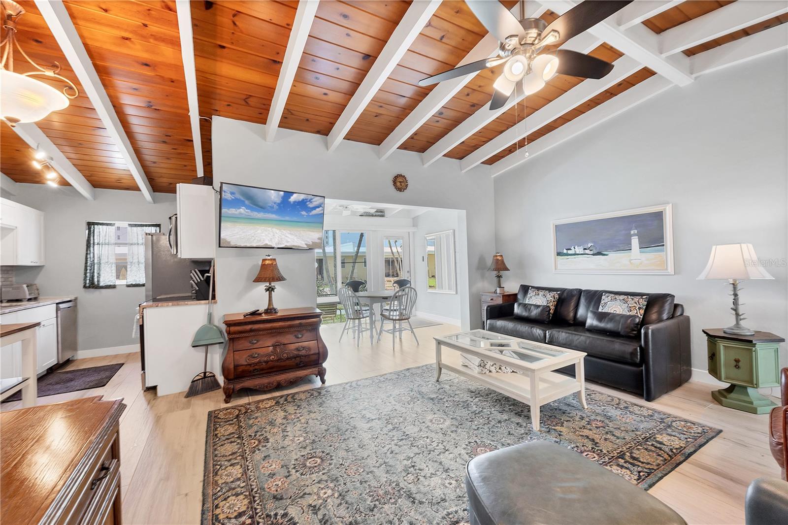 CASA MAR - Residential Lease